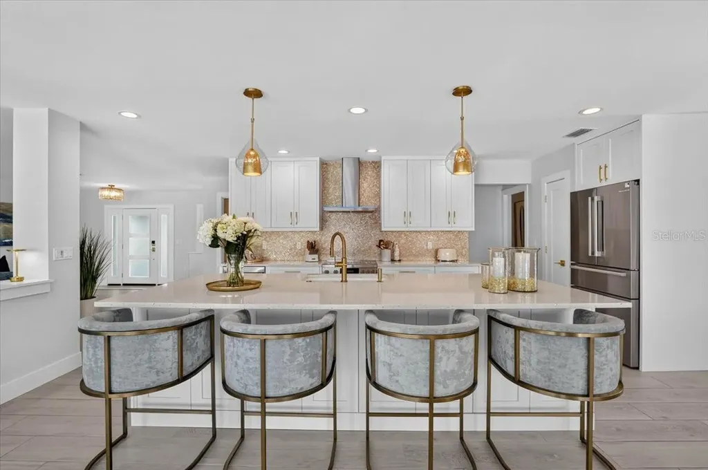 208 N Polk Drive Sarasota FL 34236