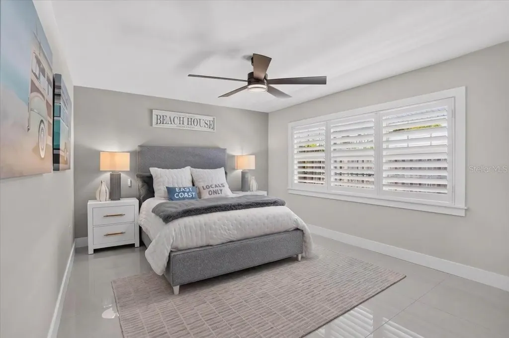 208 N Polk Drive Sarasota FL 34236