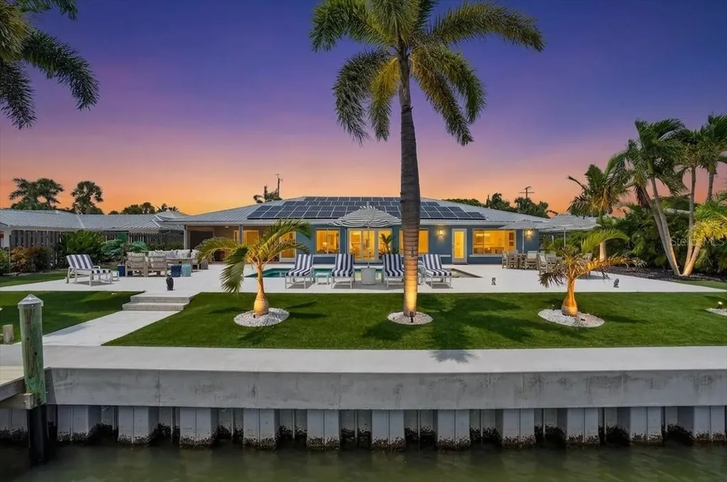 208 N Polk Drive Sarasota FL 34236