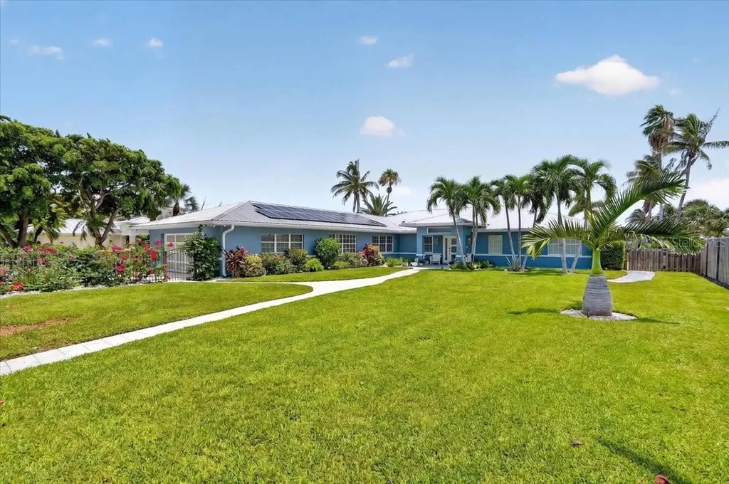 208 N Polk Drive Sarasota FL 34236