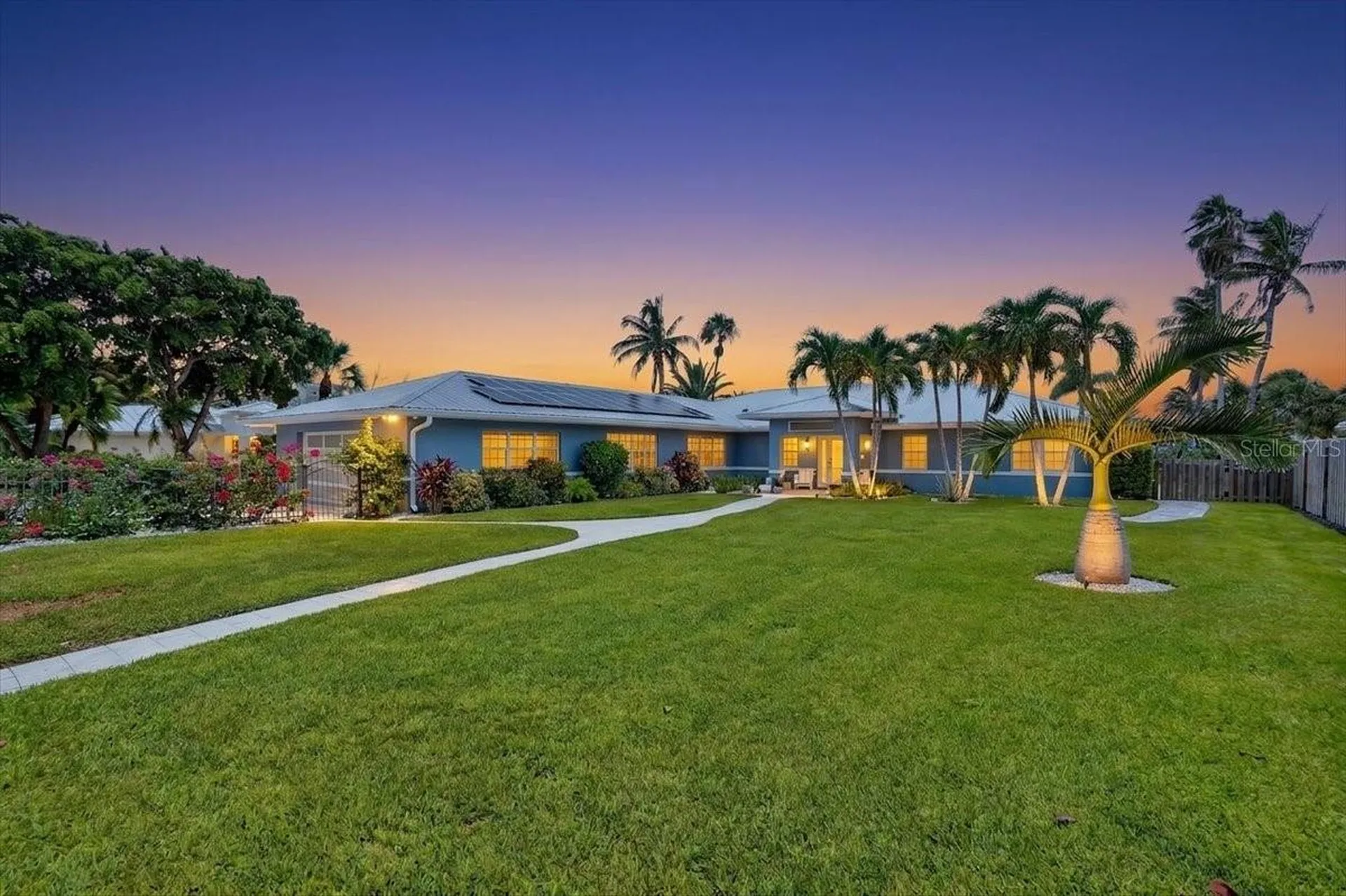 208 N Polk Drive Sarasota FL 34236