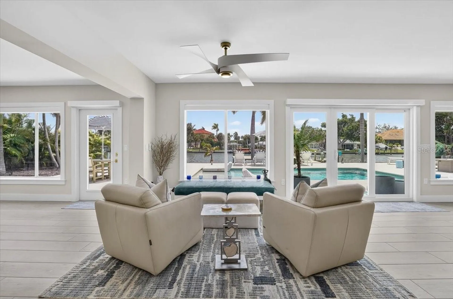 208 N Polk Drive Sarasota FL 34236