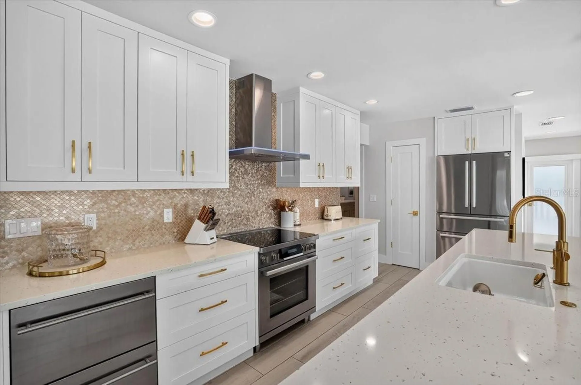 208 N Polk Drive Sarasota FL 34236