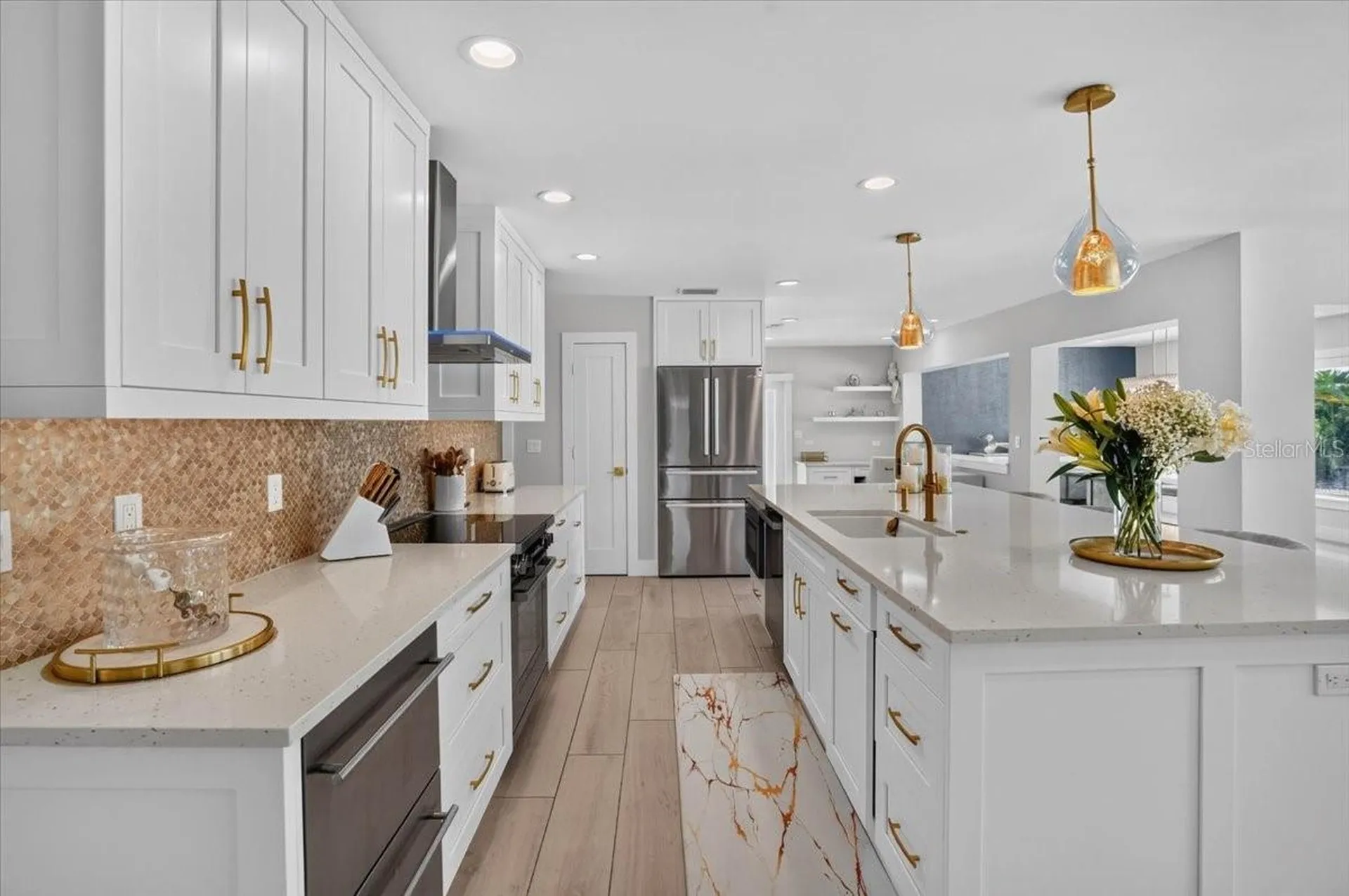 208 N Polk Drive Sarasota FL 34236