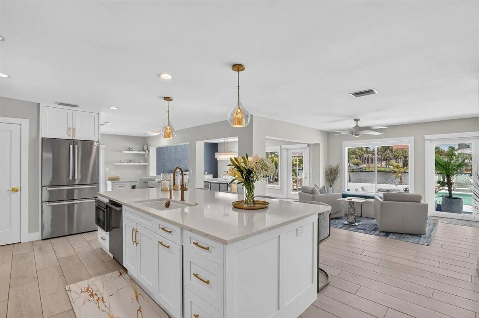 208 N Polk Drive Sarasota FL 34236