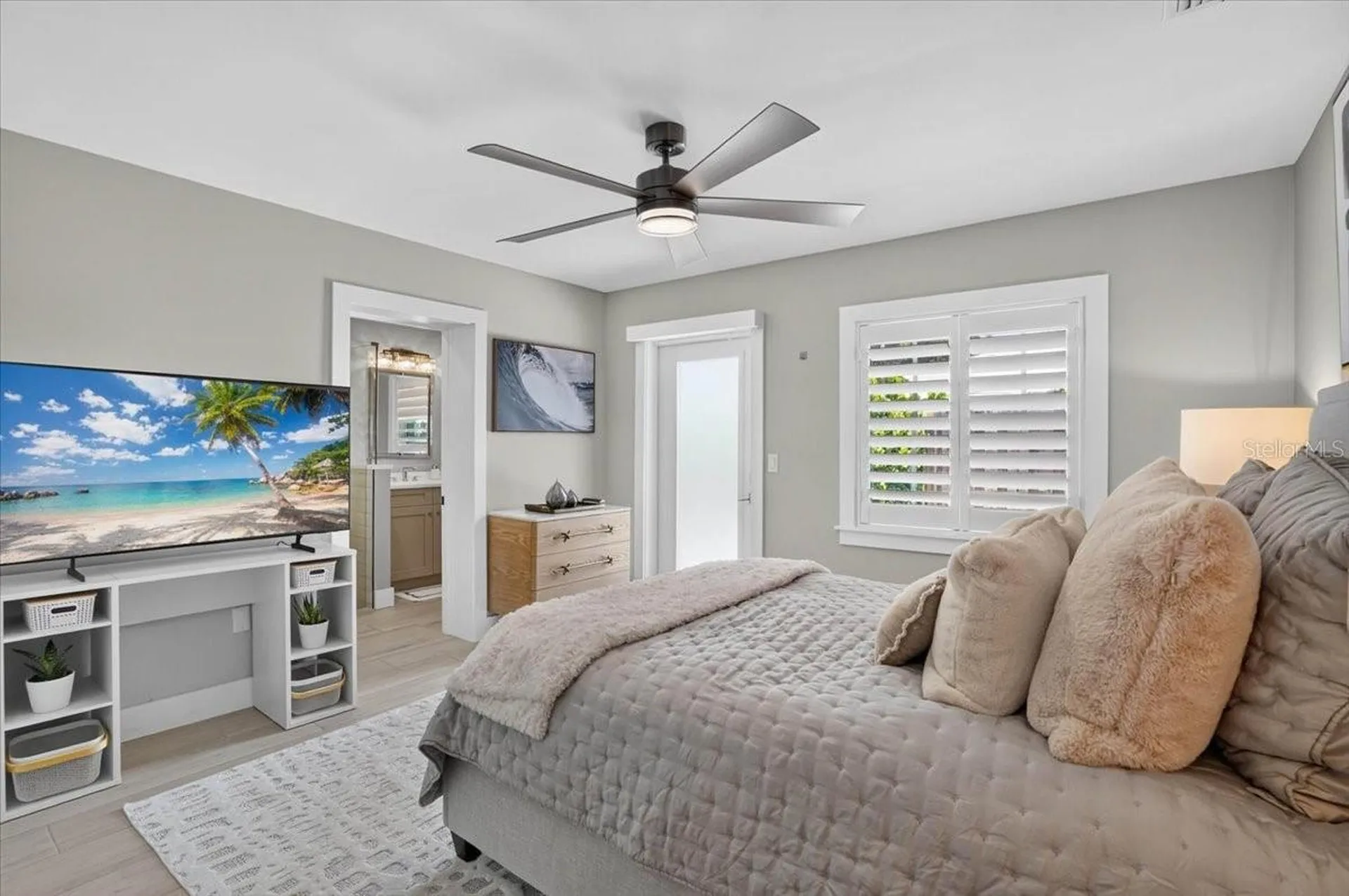 208 N Polk Drive Sarasota FL 34236