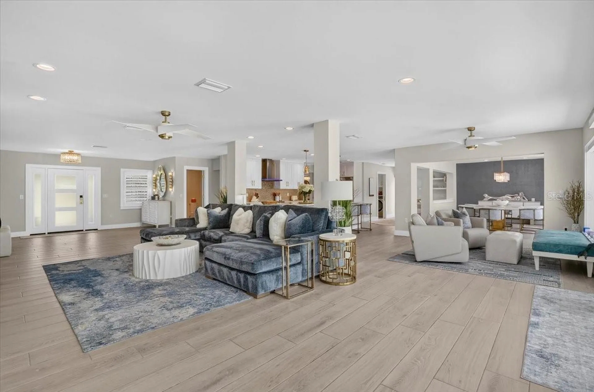 208 N Polk Drive Sarasota FL 34236