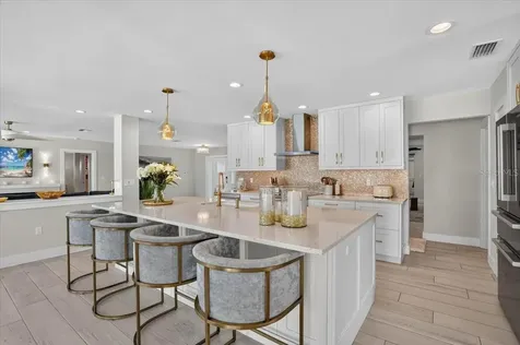 208 N Polk Drive Sarasota FL 34236