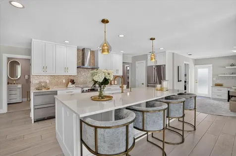 208 N Polk Drive Sarasota FL 34236
