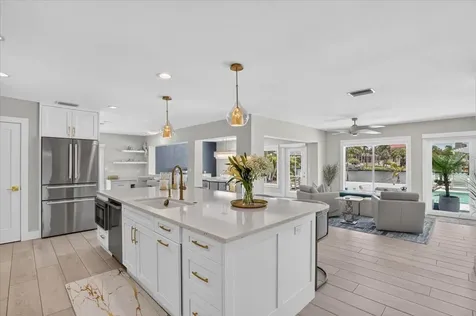 208 N Polk Drive Sarasota FL 34236