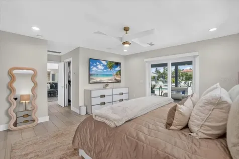 208 N Polk Drive Sarasota FL 34236