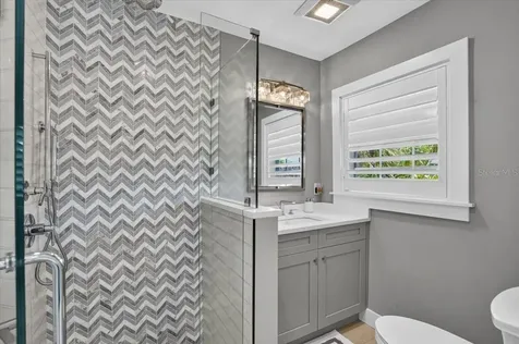 208 N Polk Drive Sarasota FL 34236