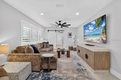 208 N Polk Drive Sarasota FL 34236