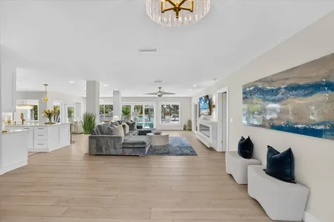 208 N Polk Drive Sarasota FL 34236