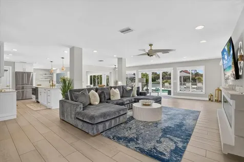 208 N Polk Drive Sarasota FL 34236