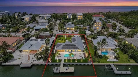 208 N Polk Drive Sarasota FL 34236