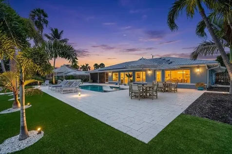 208 N Polk Drive Sarasota FL 34236