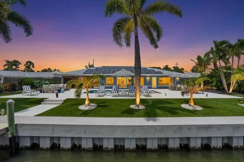 208 N Polk Drive Sarasota FL 34236