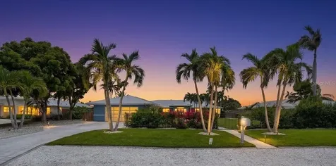 208 N Polk Drive Sarasota FL 34236
