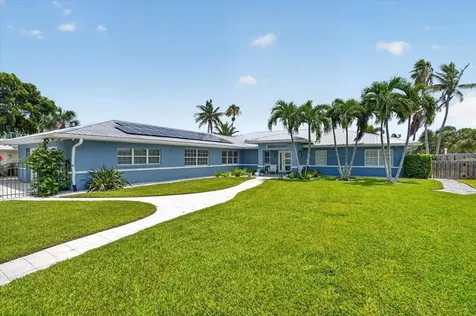 208 N Polk Drive Sarasota FL 34236