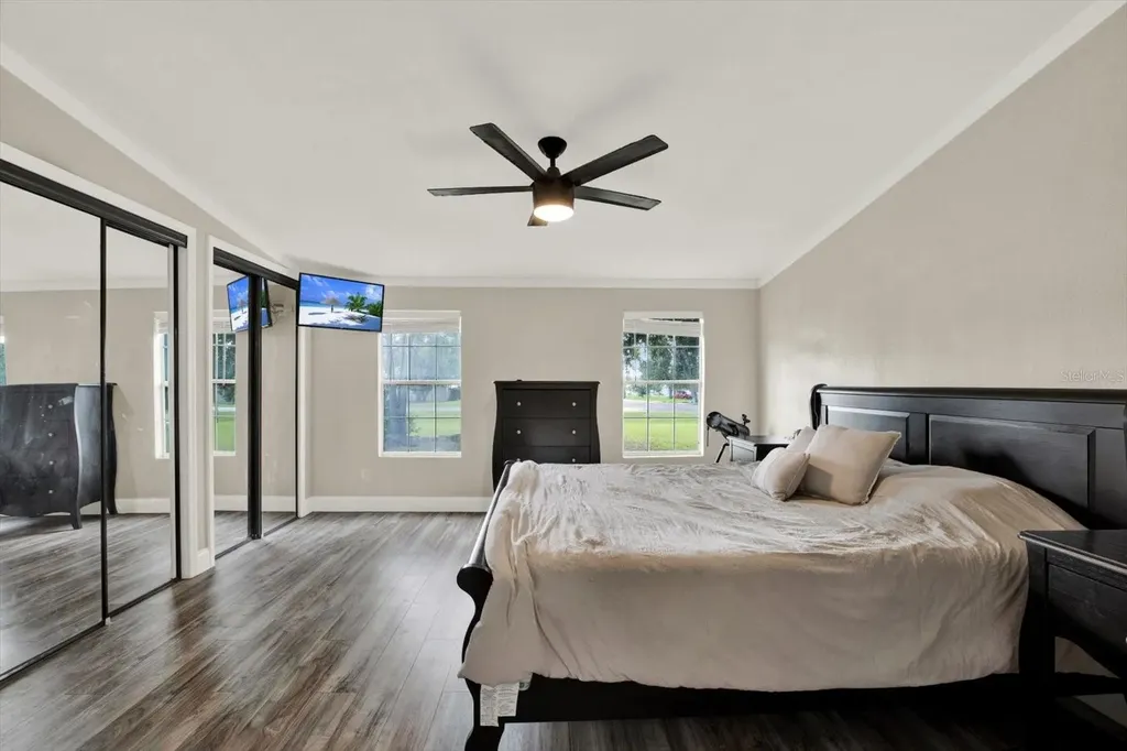 13611 Mcintosh Drive Dade City FL 33525
