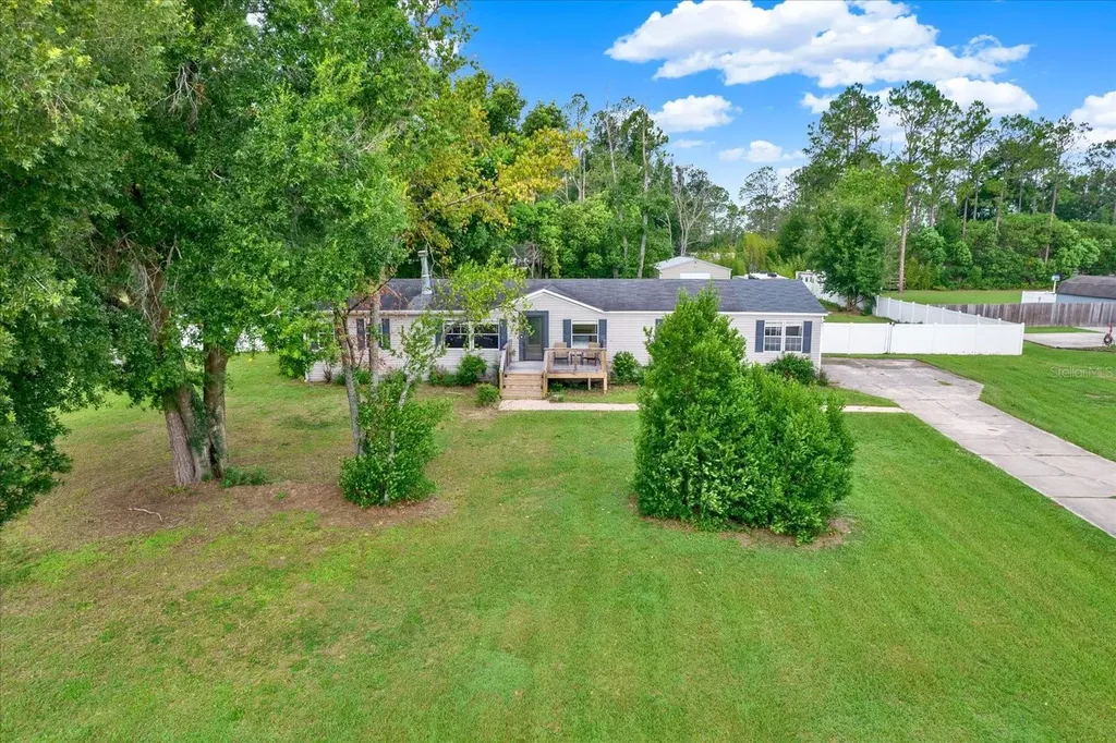 13611 Mcintosh Drive Dade City FL 33525