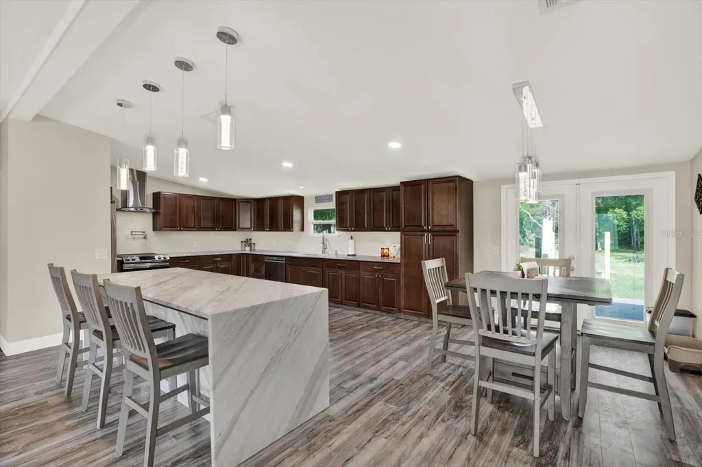 13611 Mcintosh Drive Dade City FL 33525