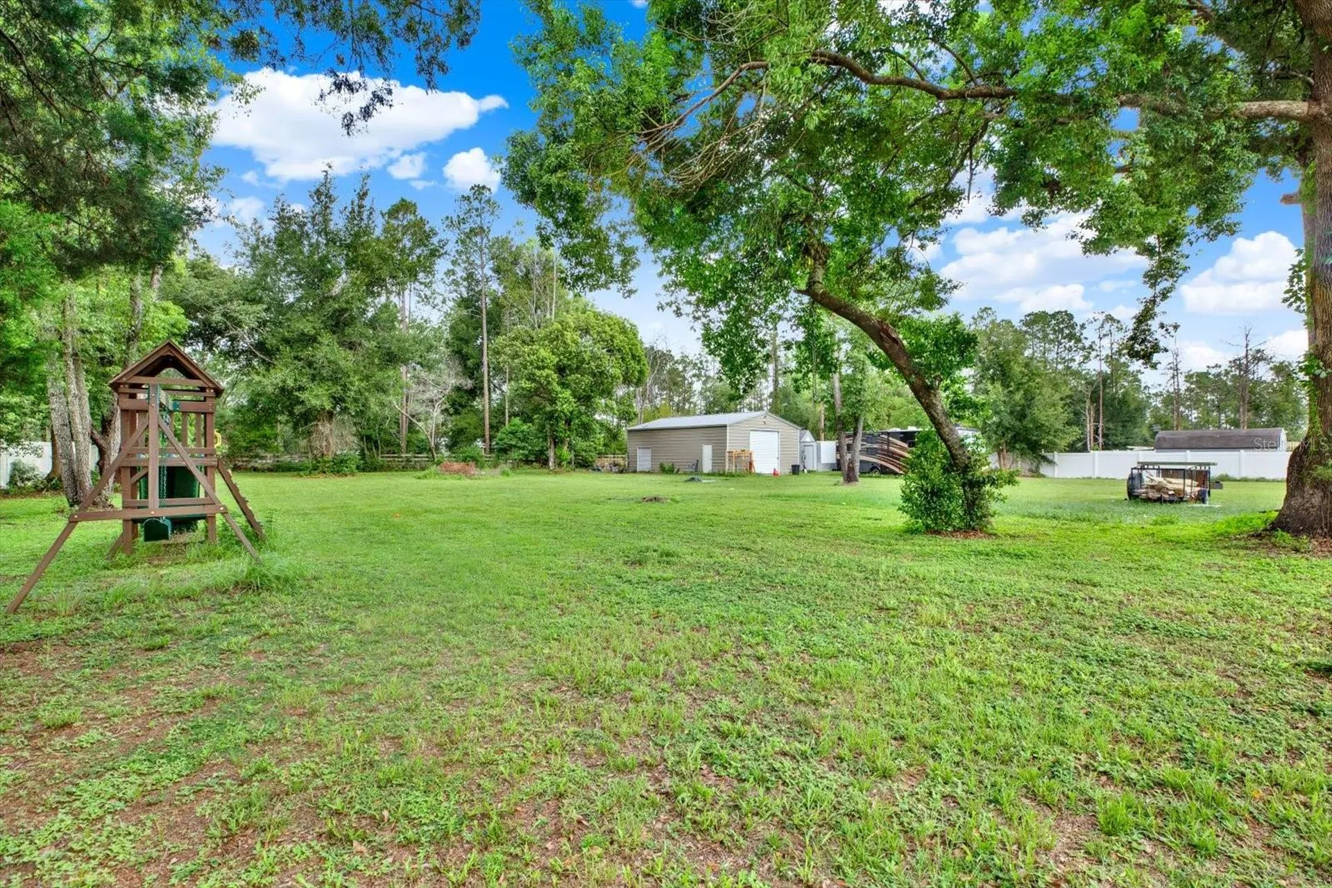 13611 Mcintosh Drive Dade City FL 33525
