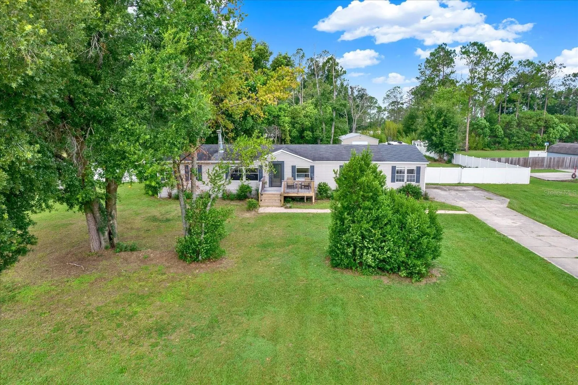 13611 Mcintosh Drive Dade City FL 33525