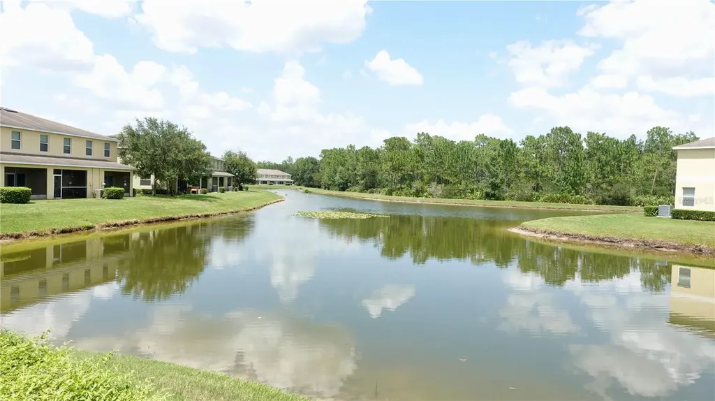 8548 Gablebend Way Tampa FL 33647