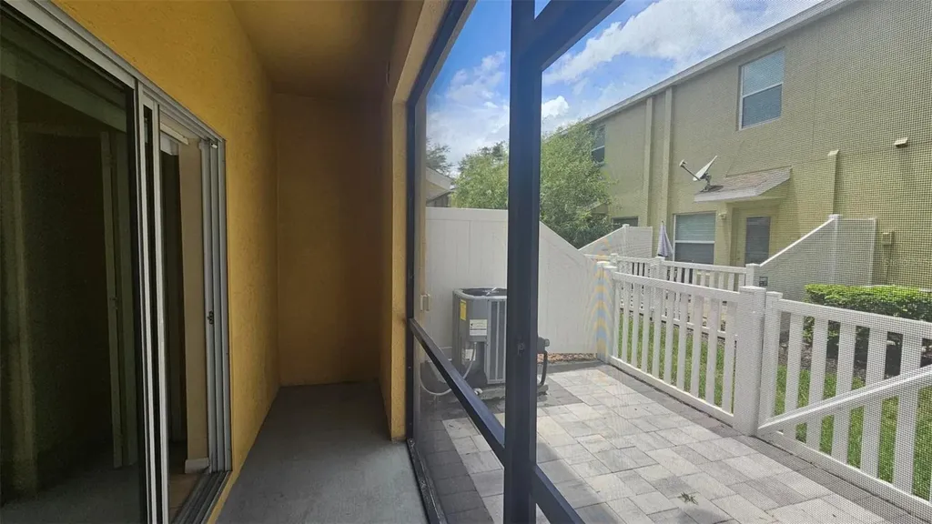 8548 Gablebend Way Tampa FL 33647
