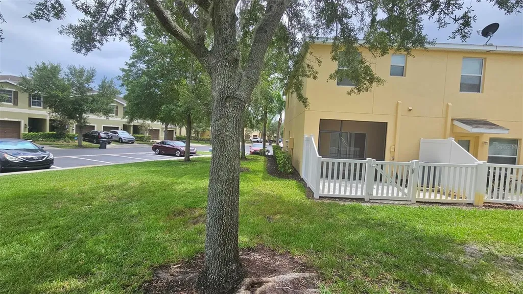 8548 Gablebend Way Tampa FL 33647