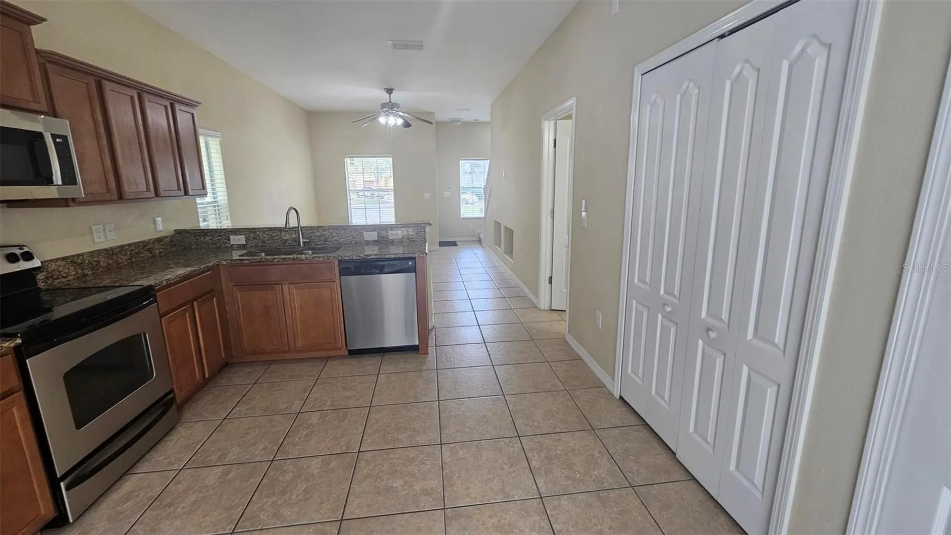 8548 Gablebend Way Tampa FL 33647