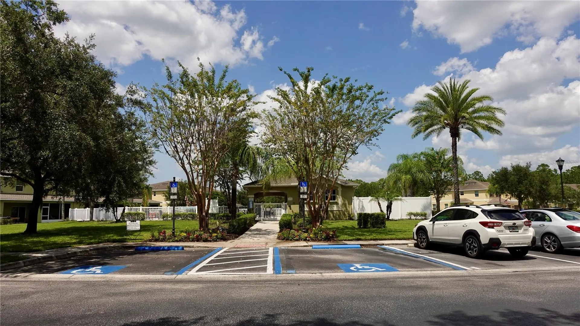 8548 Gablebend Way Tampa FL 33647