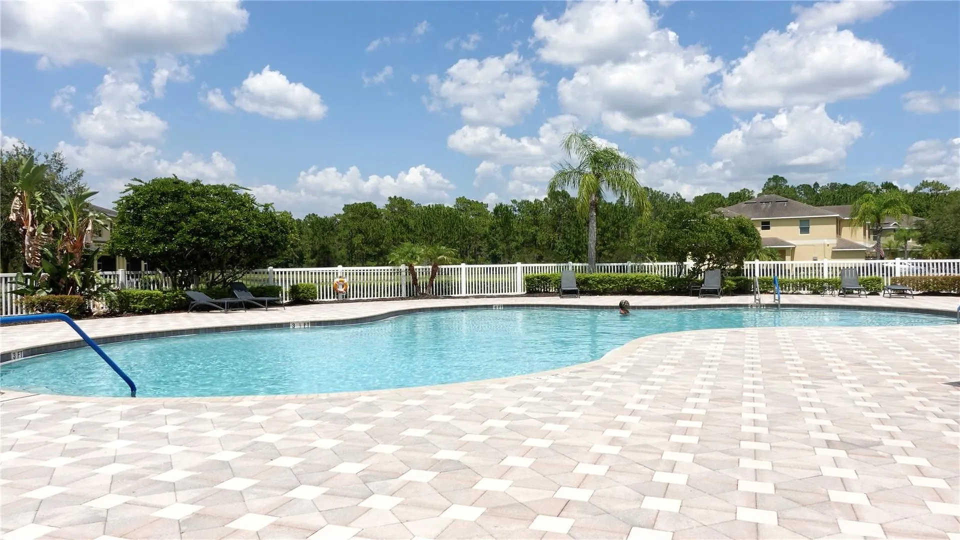8548 Gablebend Way Tampa FL 33647
