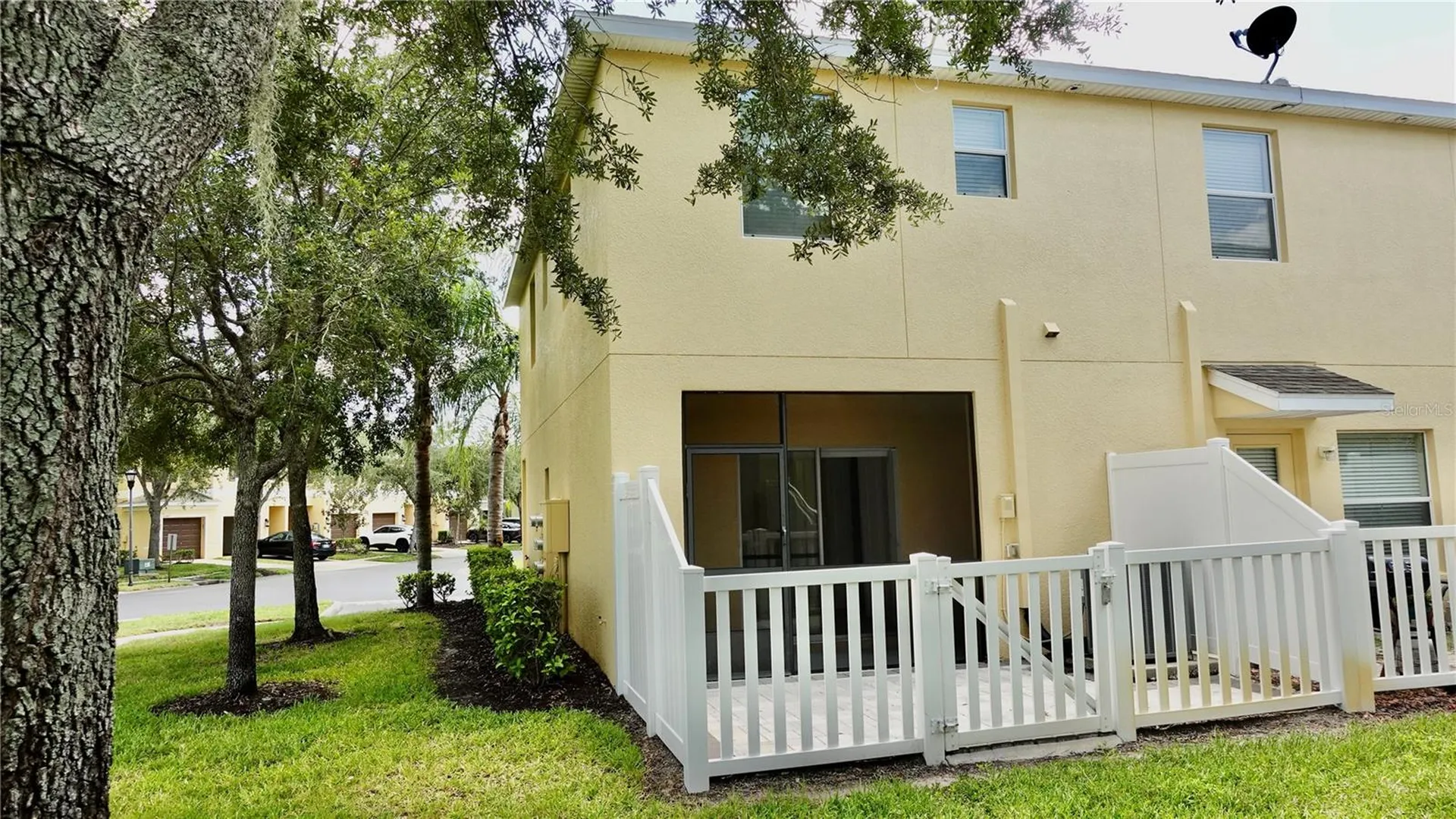 8548 Gablebend Way Tampa FL 33647