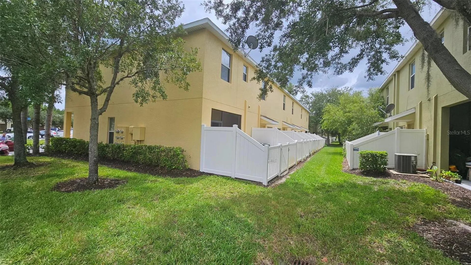 8548 Gablebend Way Tampa FL 33647