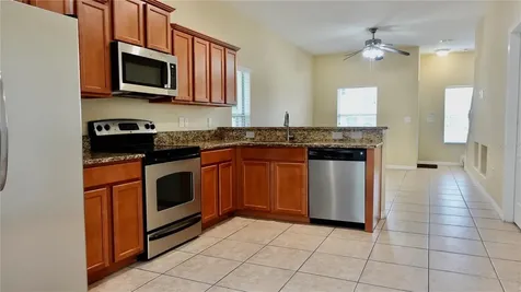 8548 Gablebend Way Tampa FL 33647