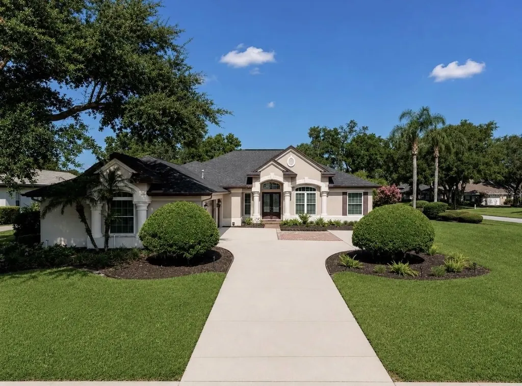 6105 Audubon Manor Boulevard Lithia FL 33547