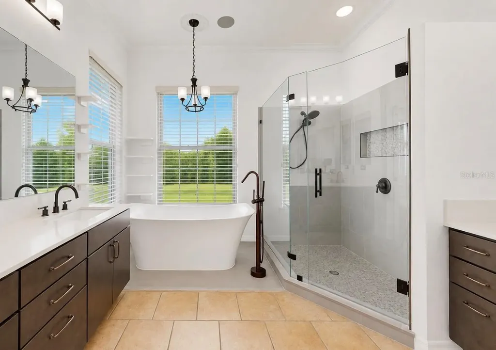 6105 Audubon Manor Boulevard Lithia FL 33547