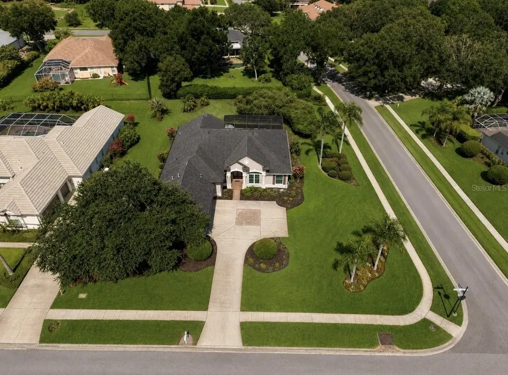 6105 Audubon Manor Boulevard Lithia FL 33547