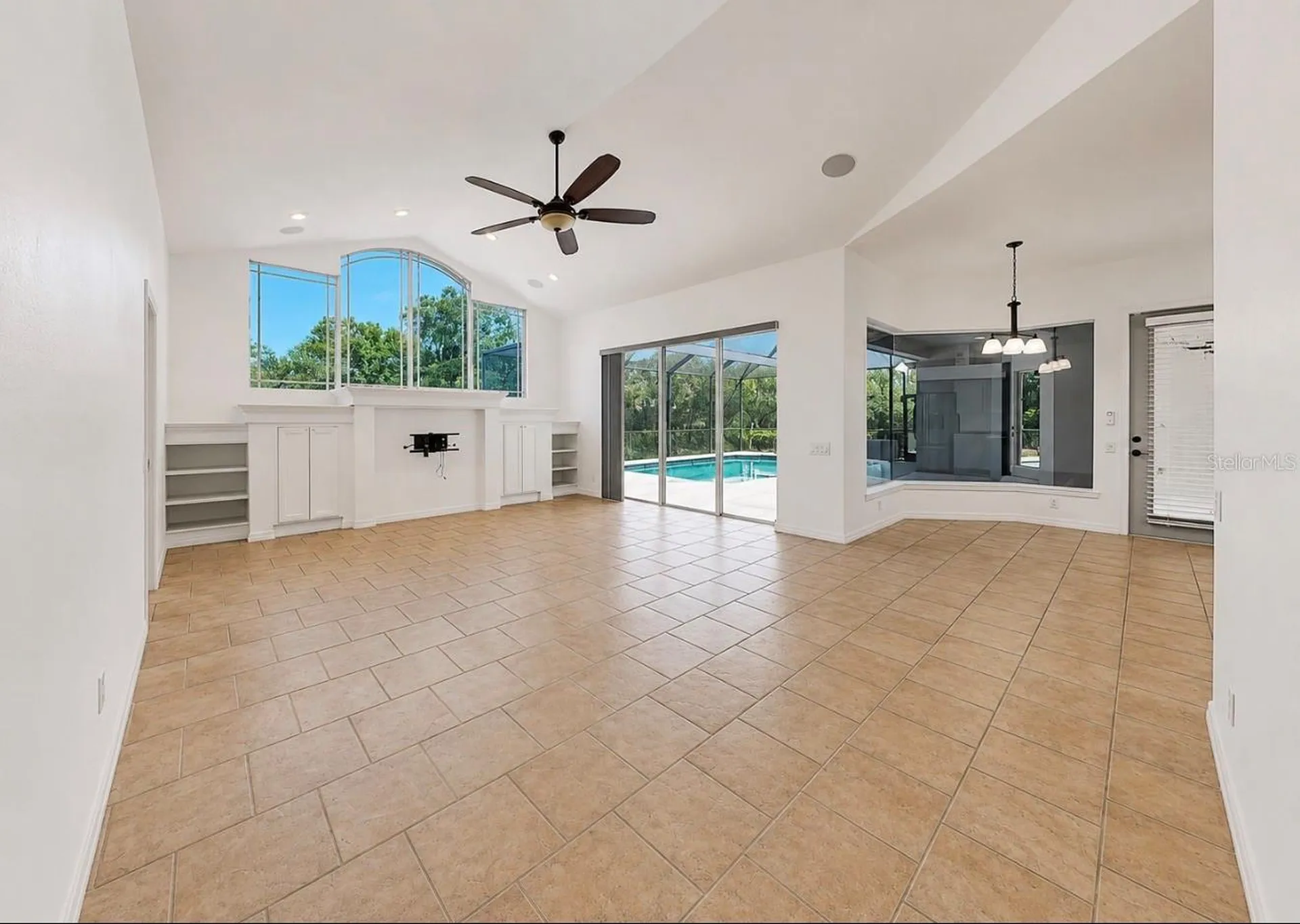 6105 Audubon Manor Boulevard Lithia FL 33547