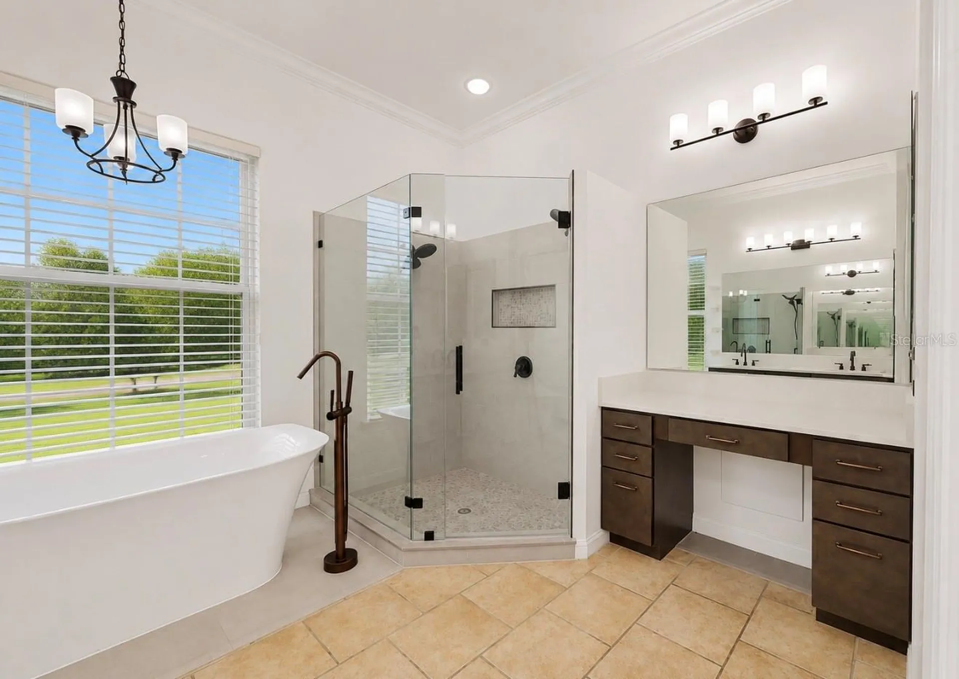 6105 Audubon Manor Boulevard Lithia FL 33547