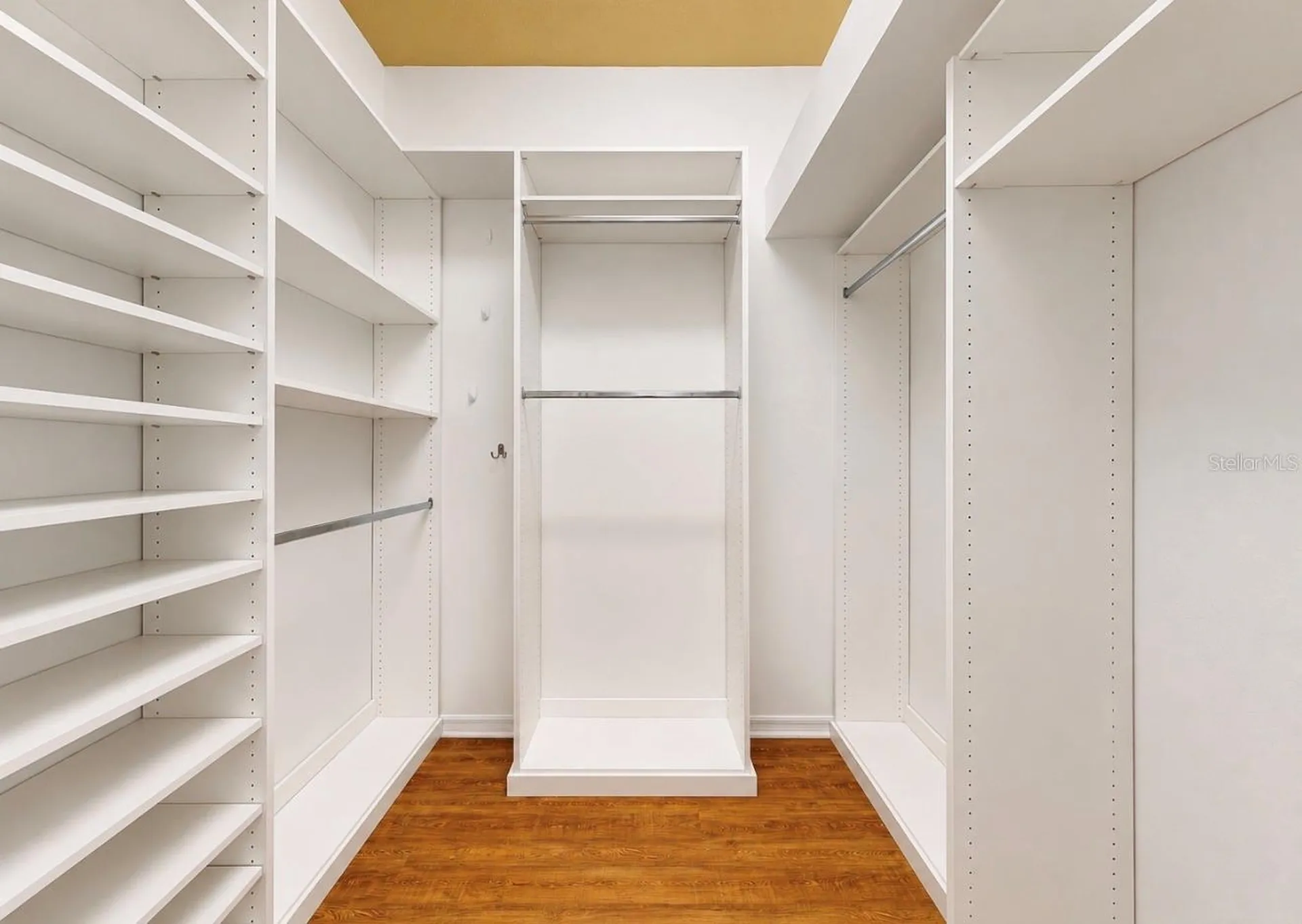 6105 Audubon Manor Boulevard Lithia FL 33547
