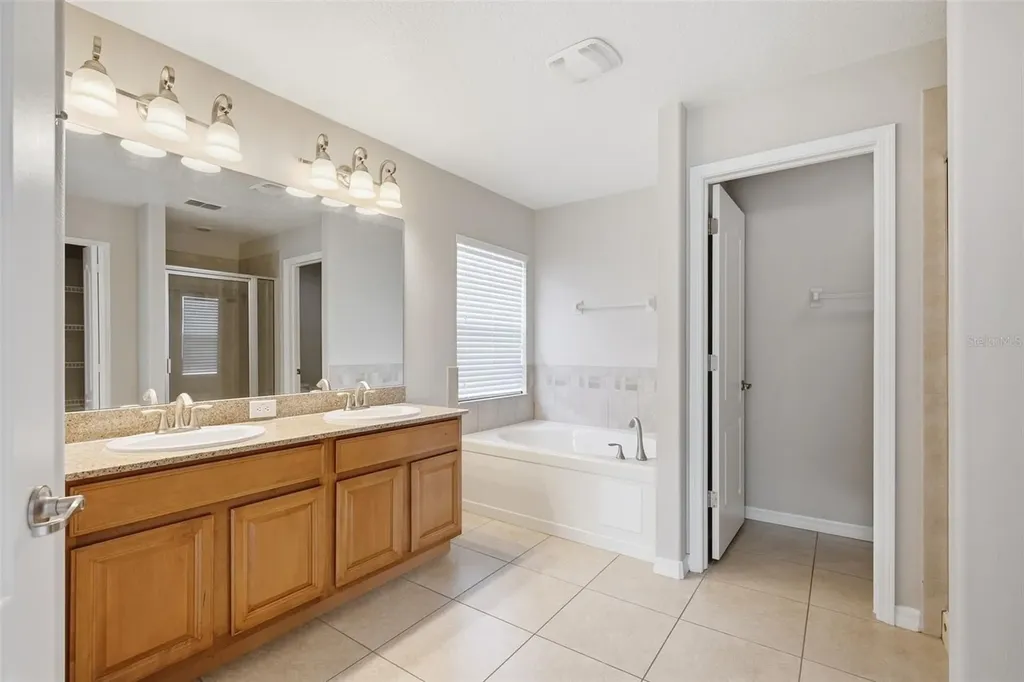 18318 Holland House Loop Land O Lakes FL 34638