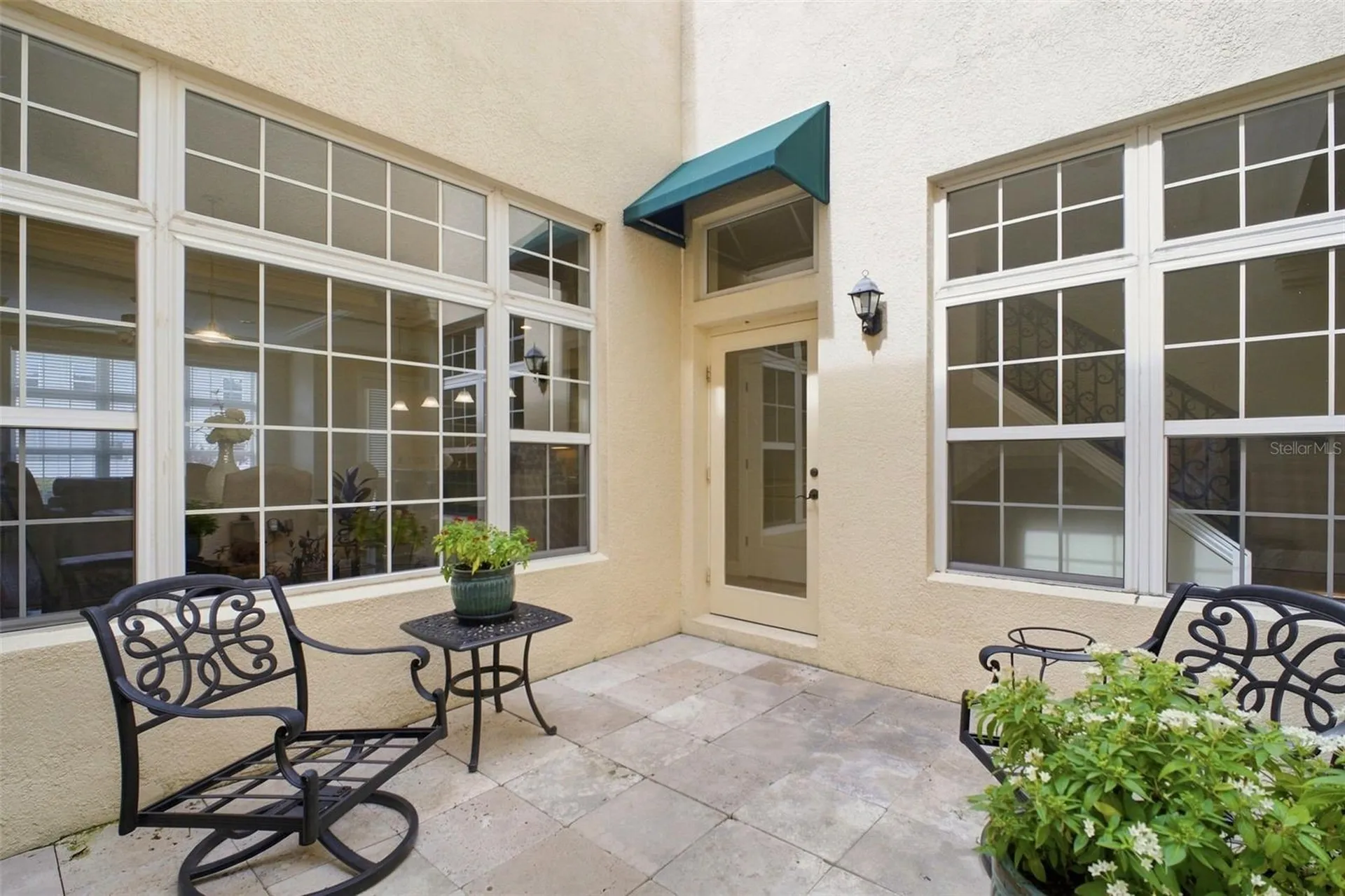 2557 W Platt Street Tampa FL 33609