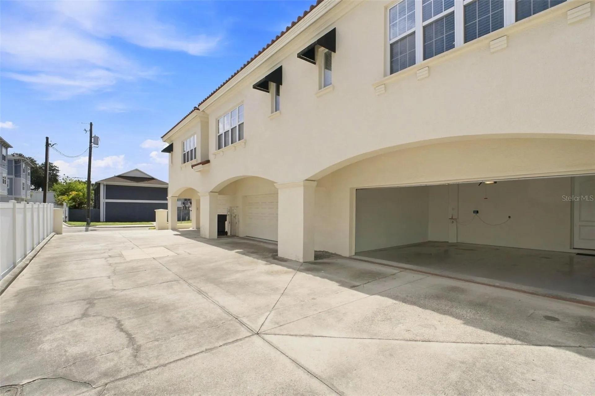 2557 W Platt Street Tampa FL 33609