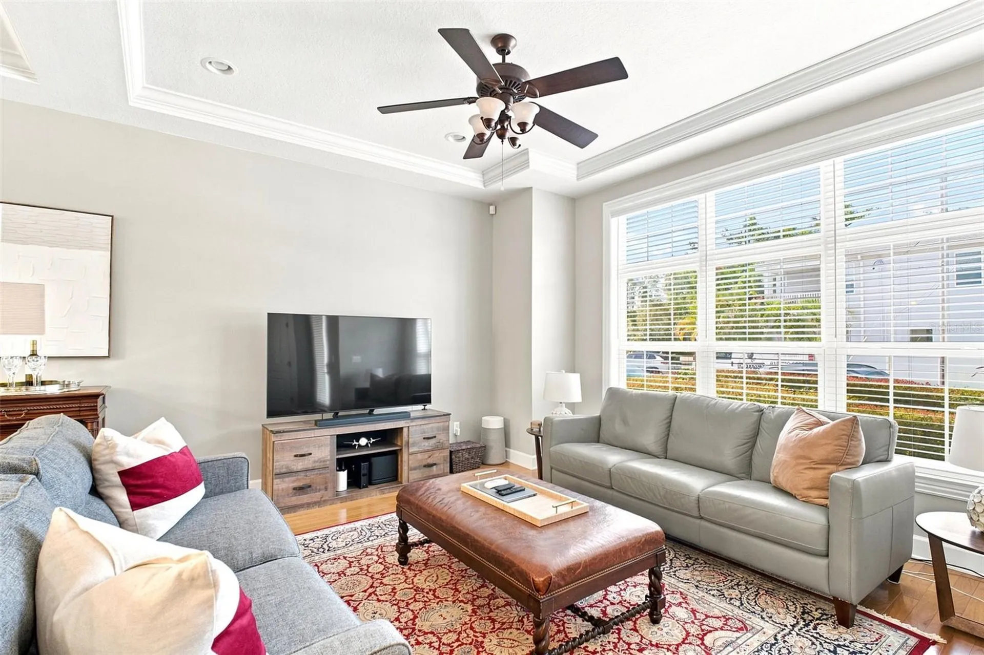 2557 W Platt Street Tampa FL 33609