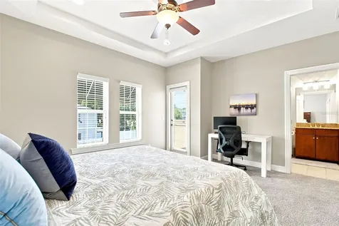 2557 W Platt Street Tampa FL 33609