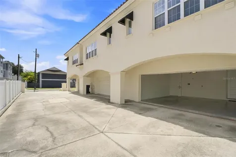 2557 W Platt Street Tampa FL 33609